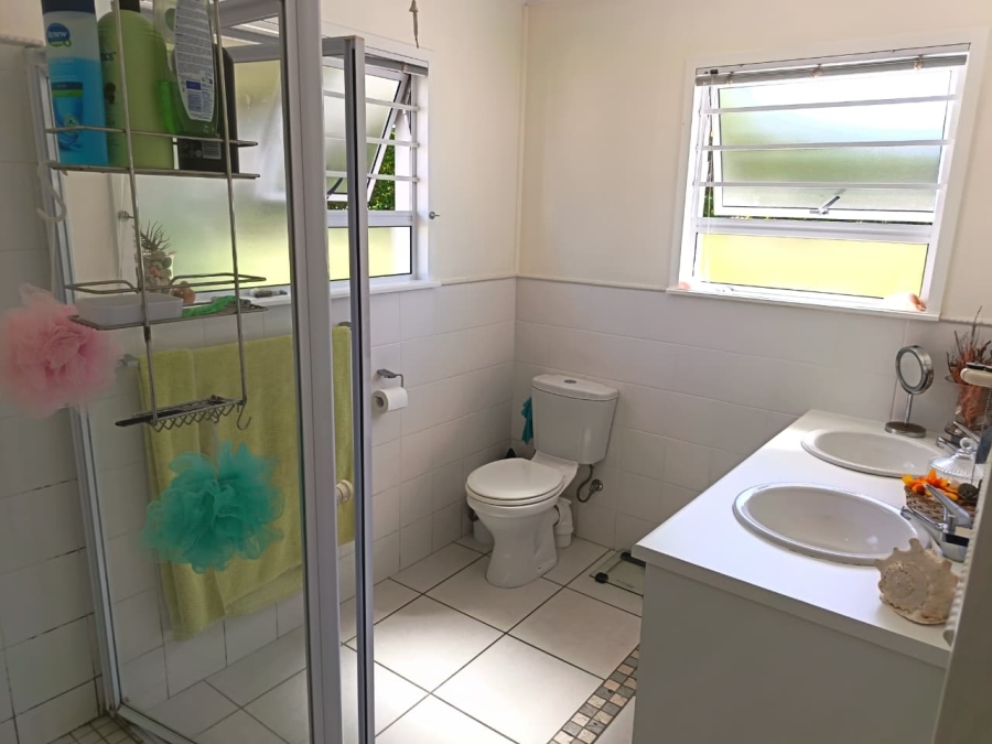 4 Bedroom Property for Sale in Bergsig Western Cape